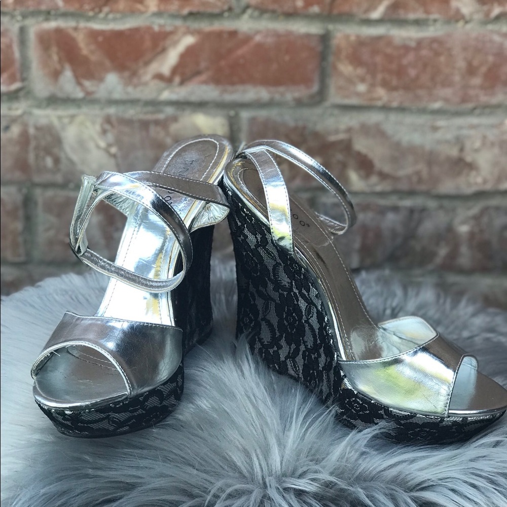 Wedges-Bamboo-Driven Wedges